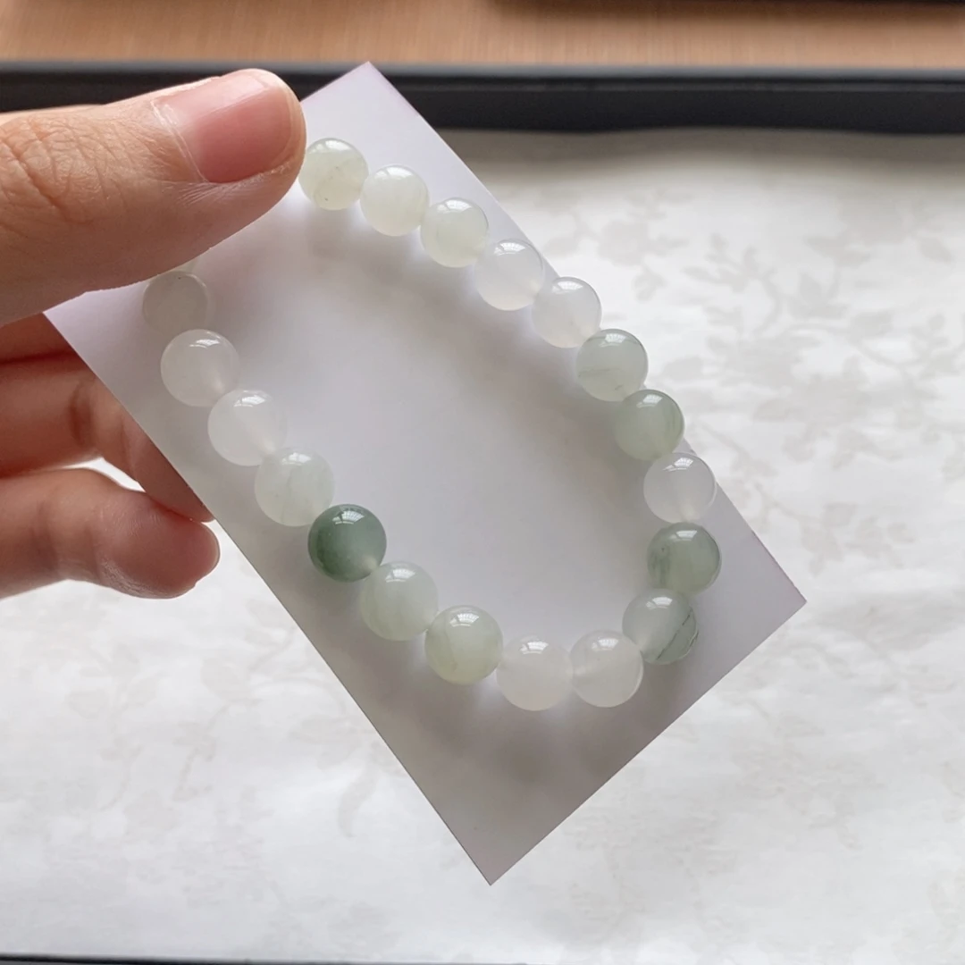 萌***z石英质玉手镯未镶嵌