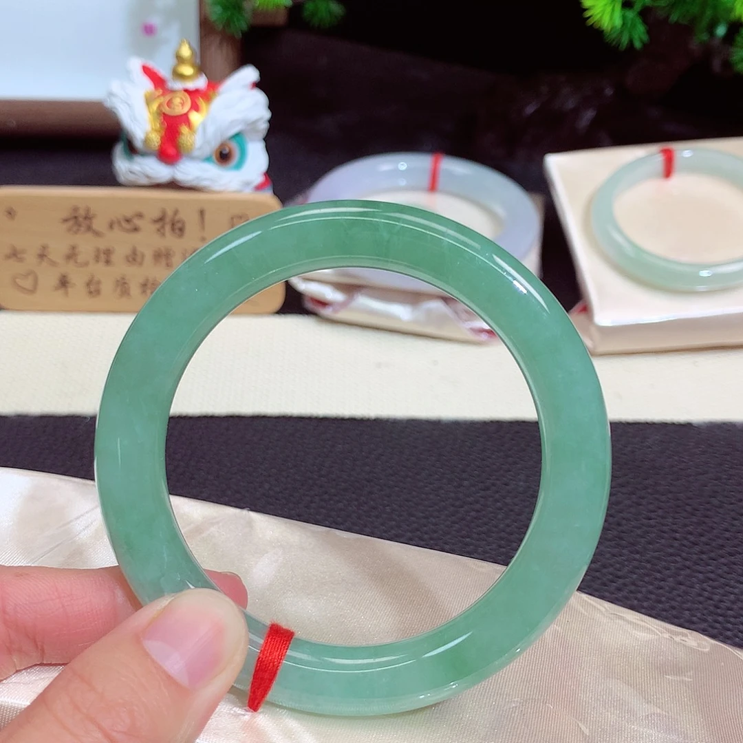 翡翠未镶嵌手镯563