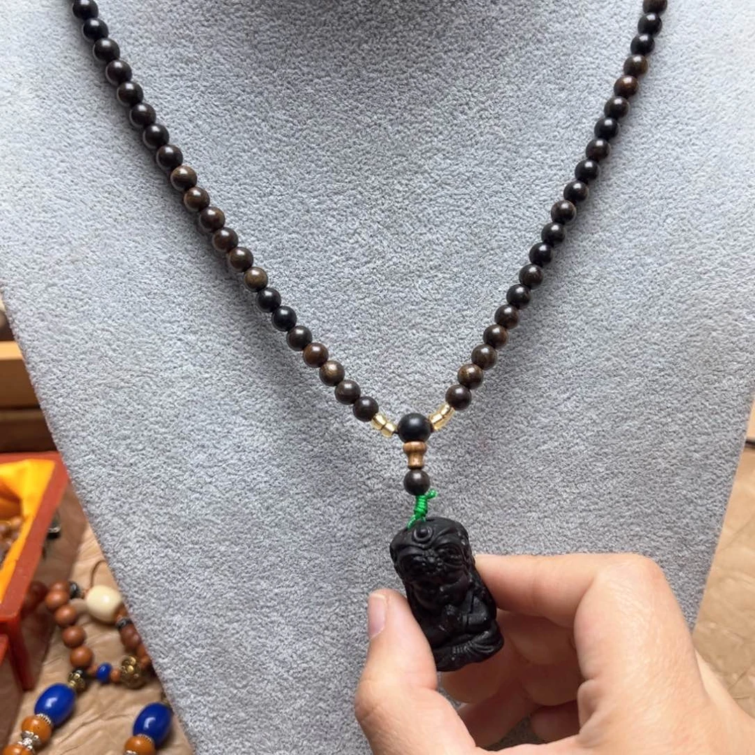 大叶紫檀（黑酸枝木类）