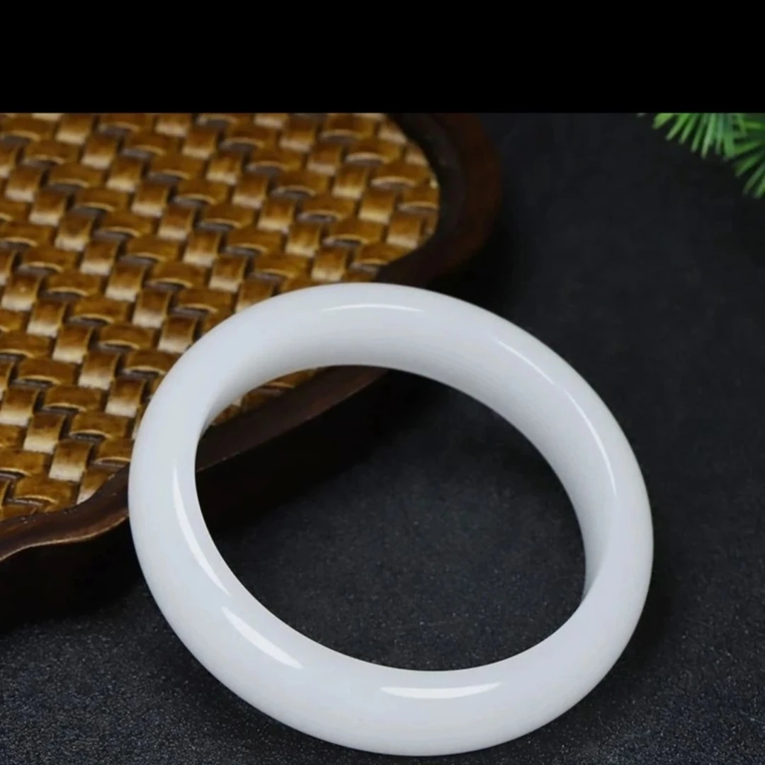 新疆天然金丝玉白色高冰白月光百搭冰透