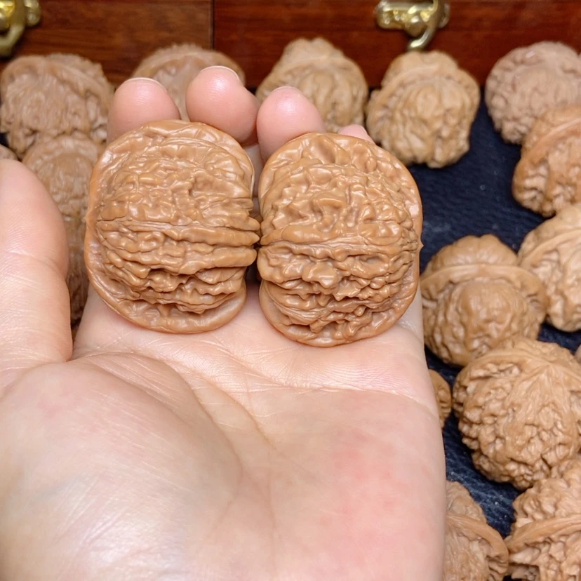 【闪购商品】文玩核桃吊坠艾****丶四座楼44