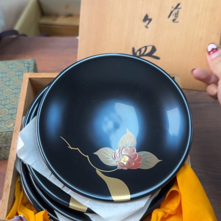 一个陶瓷物件哈哈哈哈