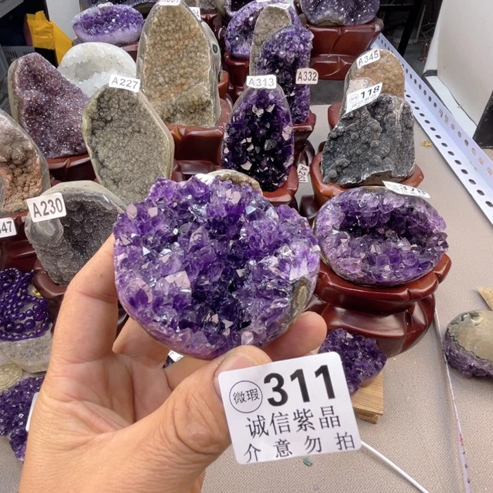 未镶嵌大型摆件（非配饰）紫晶石*