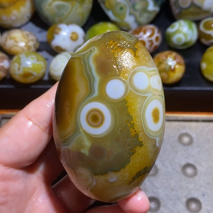 未镶嵌玛瑙/玉髓珠宝半成品138