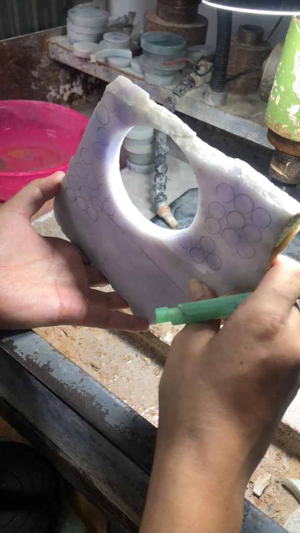 火火珠宝翡翠手镯
