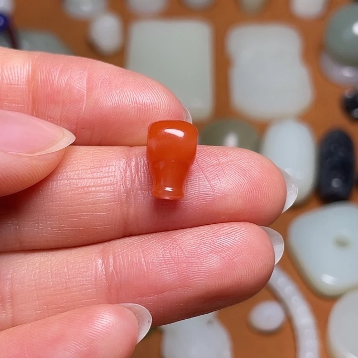 芝***满玛瑙/玉髓合金颈饰