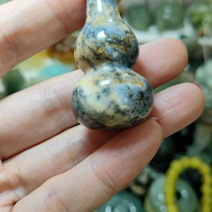 岫玉葫芦款式微瑕未镶嵌
