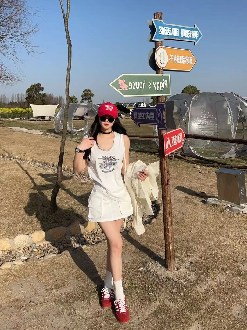 【TX】抽绳设计按扣宽松衬衣/字母休闲背心/白工装裙裤