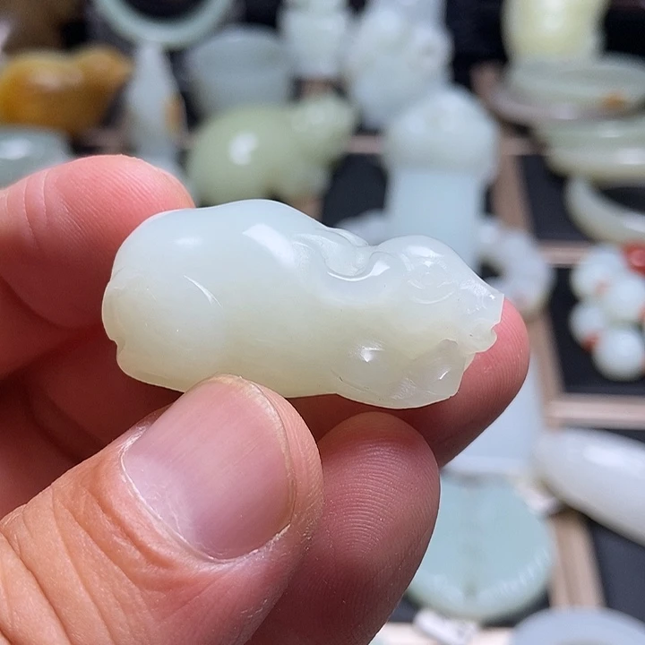 和田玉未镶嵌吊坠(不含链)