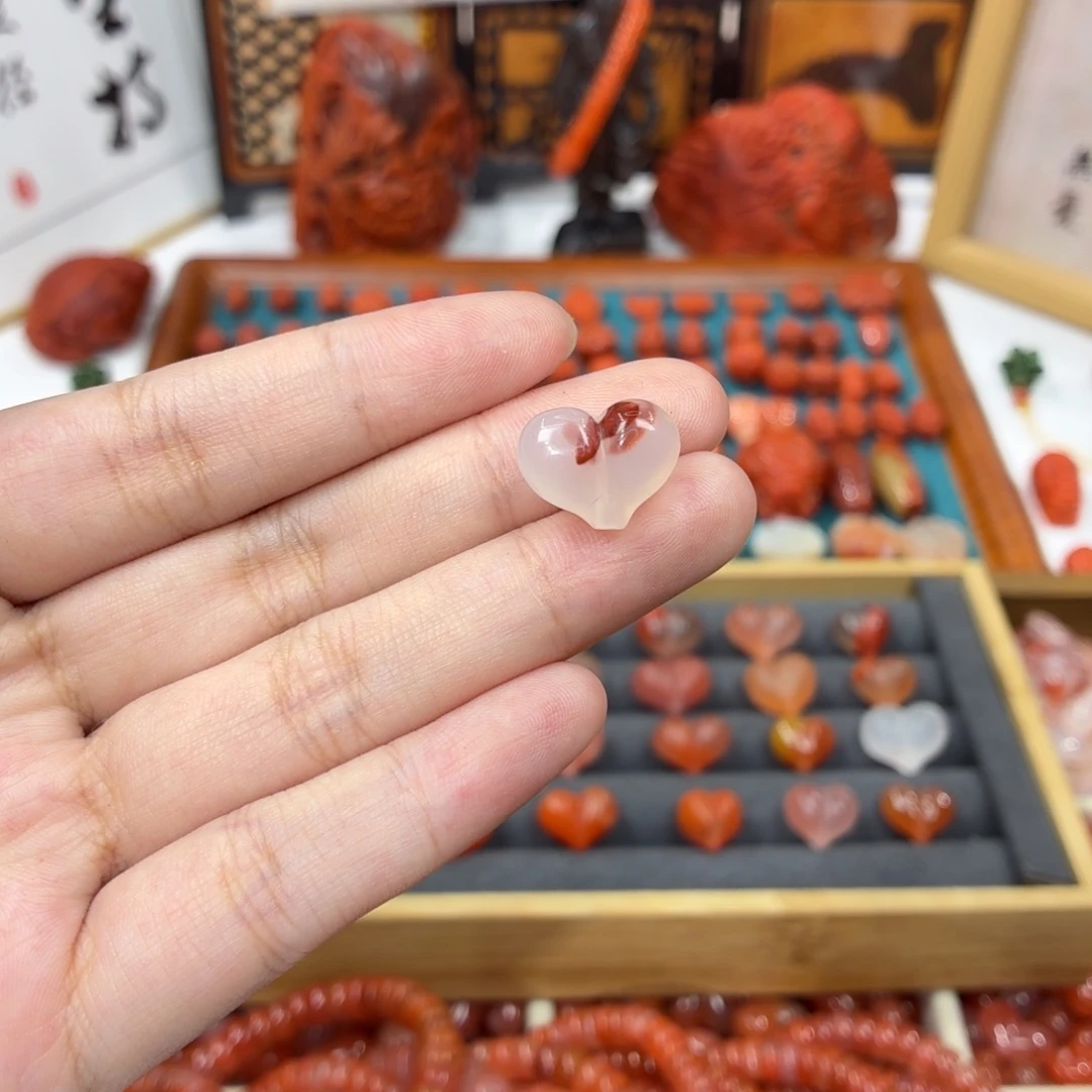 南红玛瑙未镶嵌配饰南红屁桃