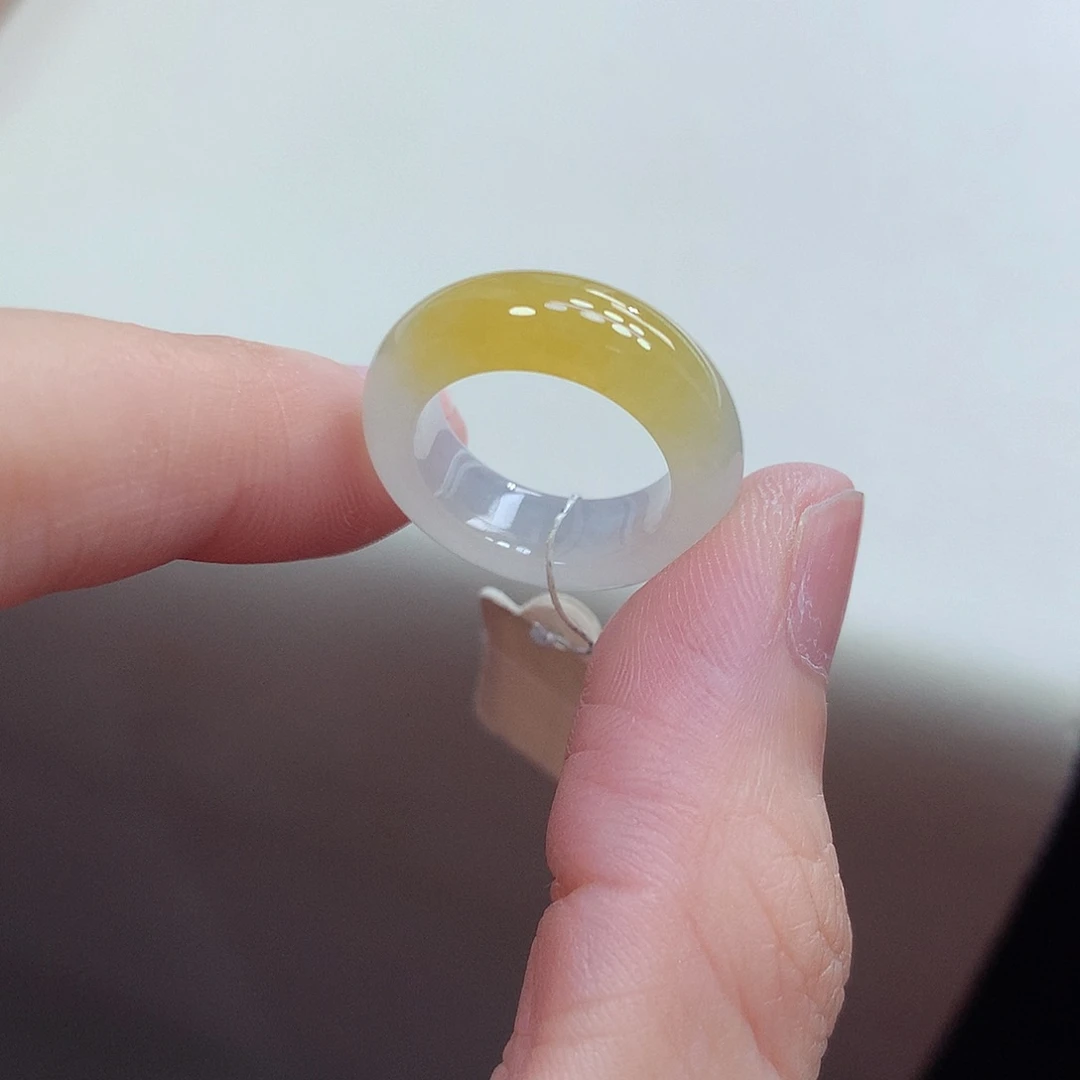 翡翠未镶嵌戒指7号