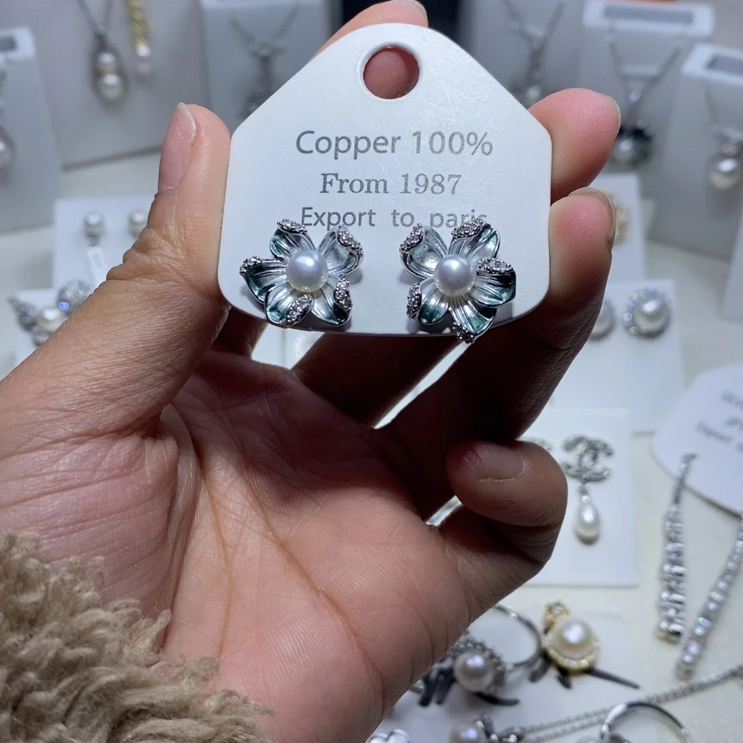 淡水珍珠耳饰未镶嵌