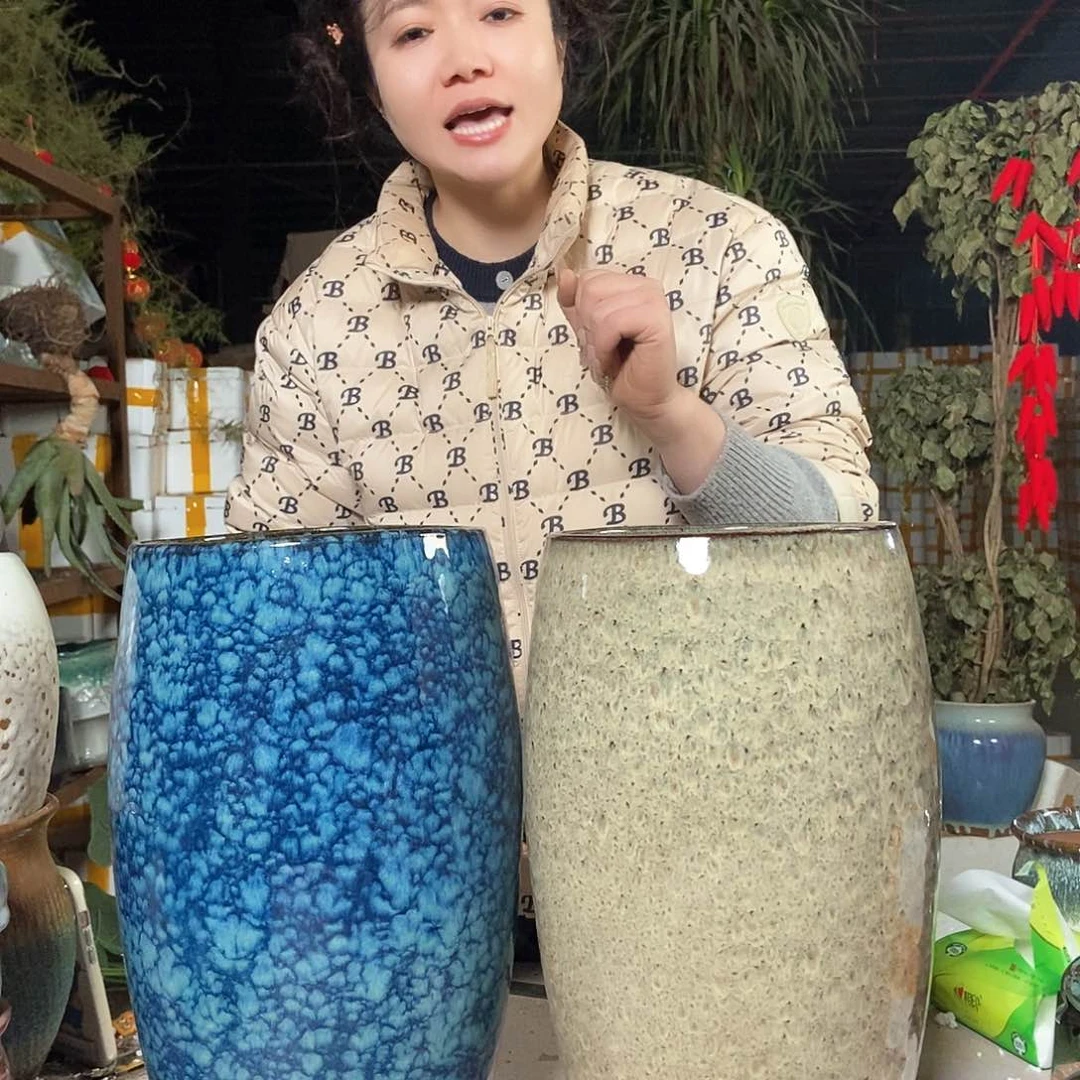 无铅玻璃花盆里栽松