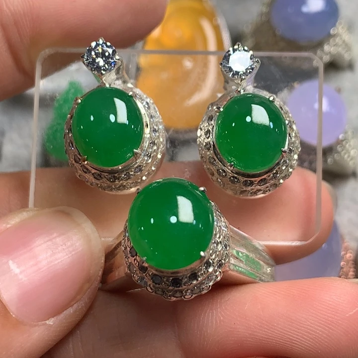 未镶嵌翡翠耳饰天然翡翠蛋面