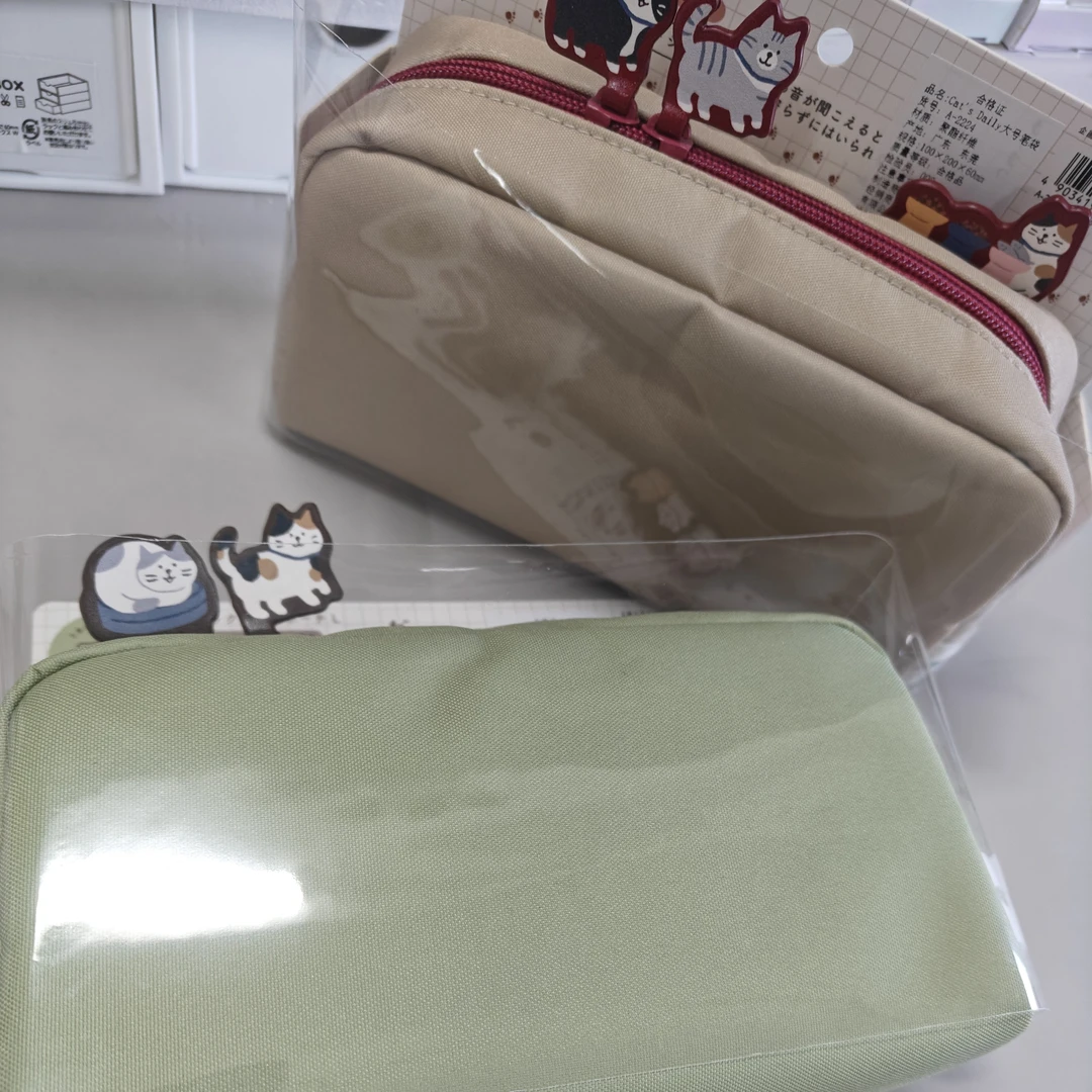 【一个】可爱猫咪创意铅笔盒文具袋大容量纯色学生笔盒收纳盒