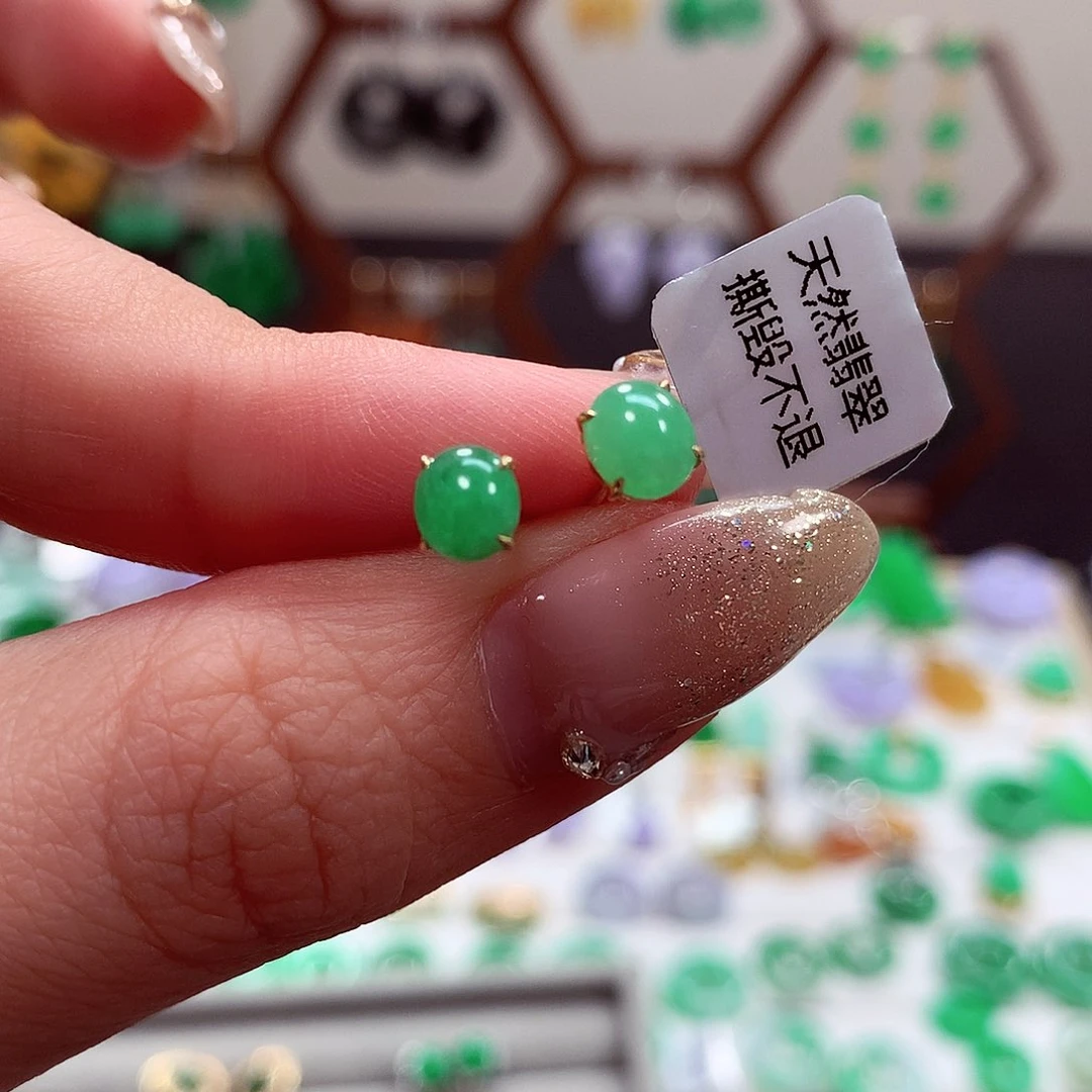 翡翠耳饰18K金镶嵌天然翡翠