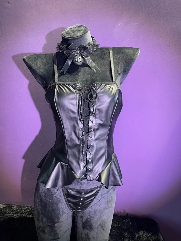 《美式辣妹》性感吊带两件套