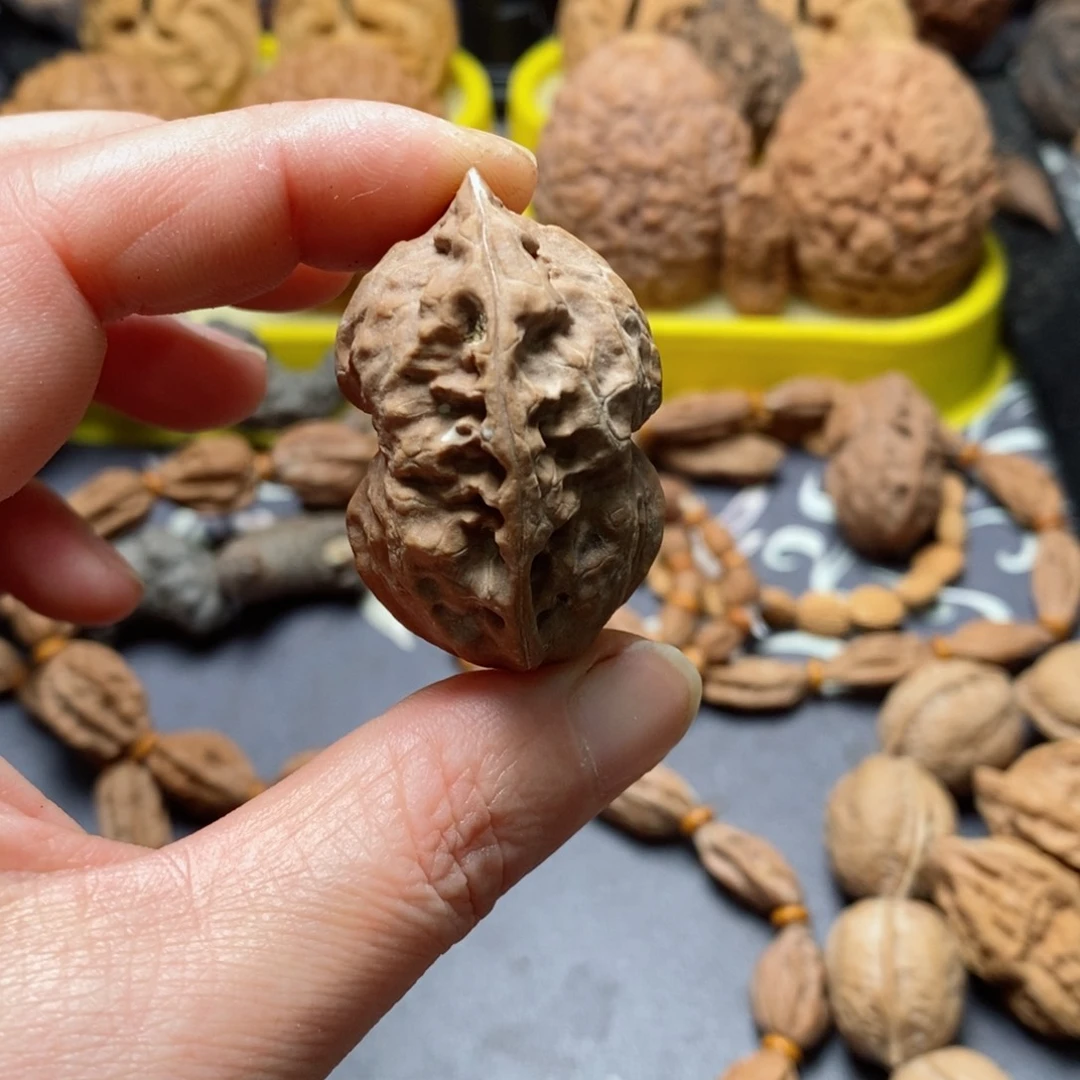 文玩核桃吊坠瑕疵27