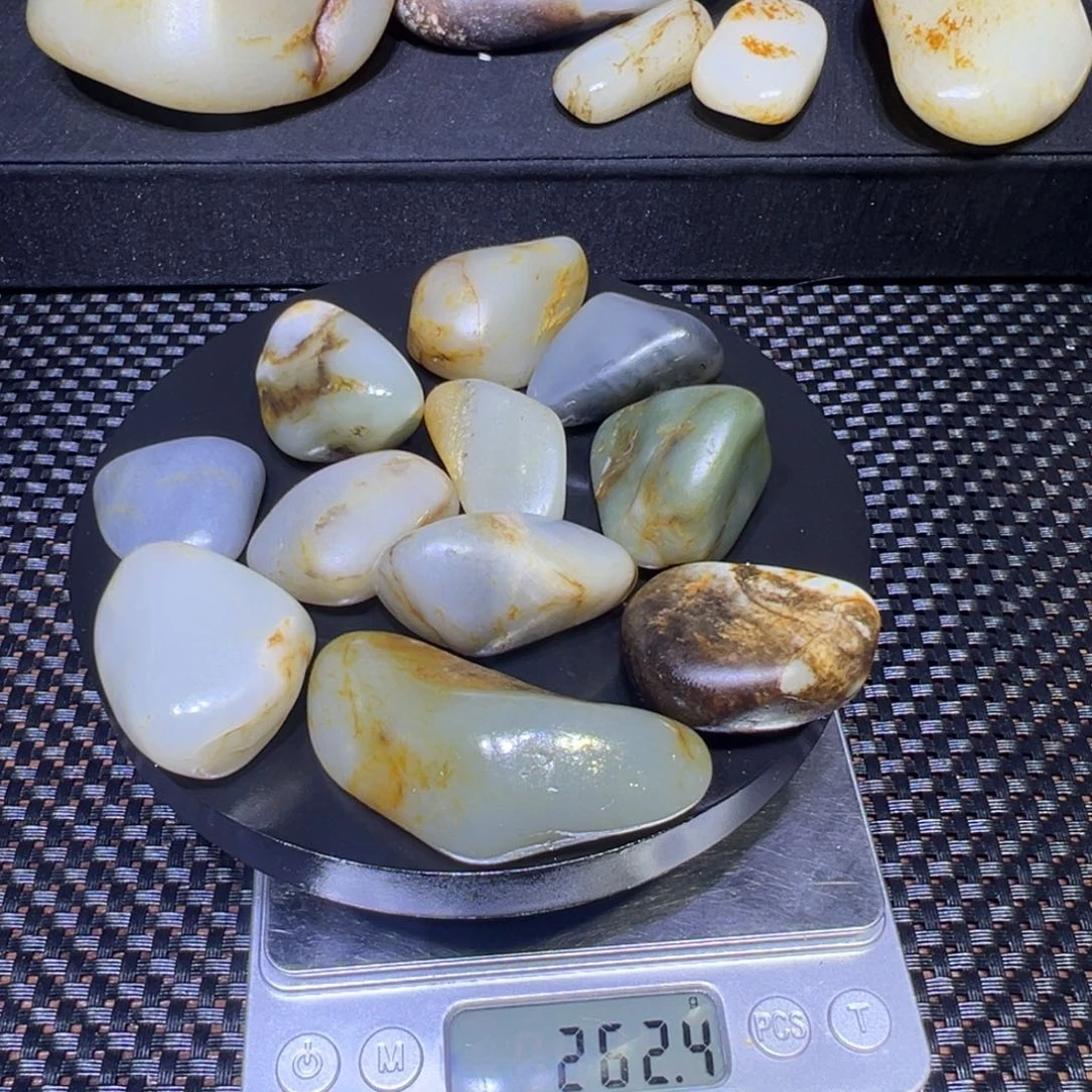 和田玉（子料）未镶嵌吊坠(不含链)262克