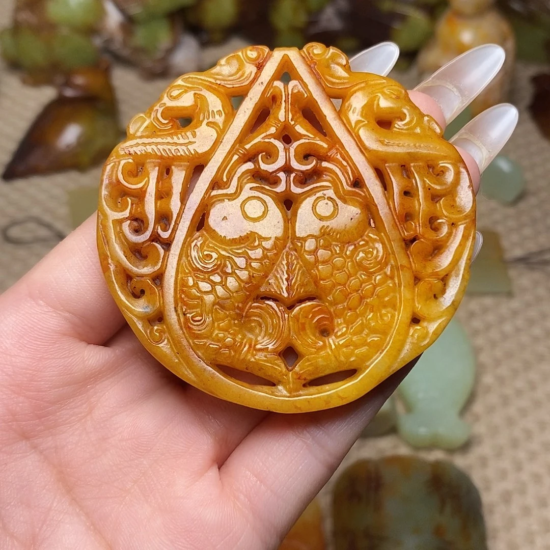 未镶嵌蛇纹石玉颈饰