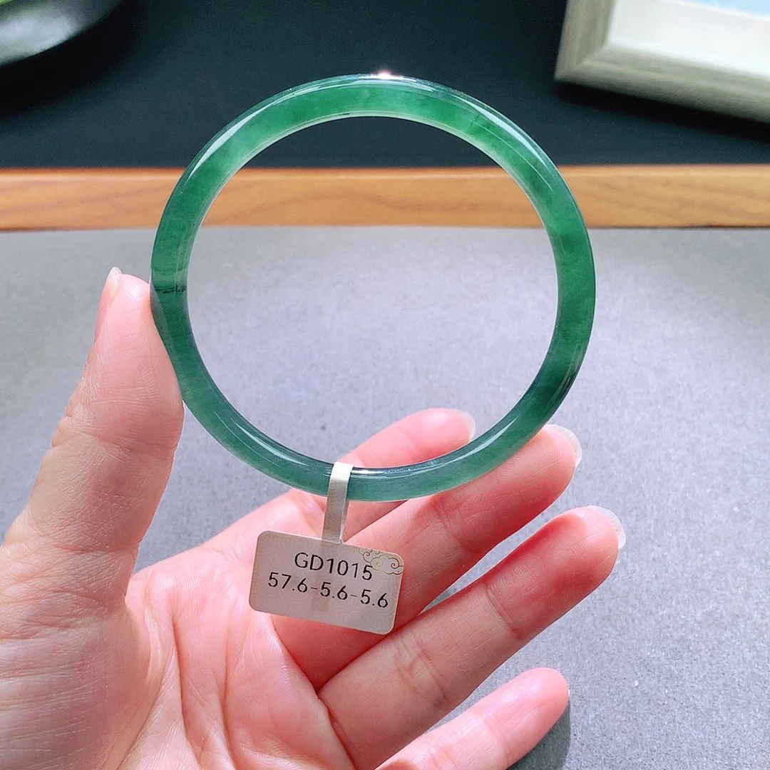 翡翠未镶嵌手镯天然翡翠手镯a货