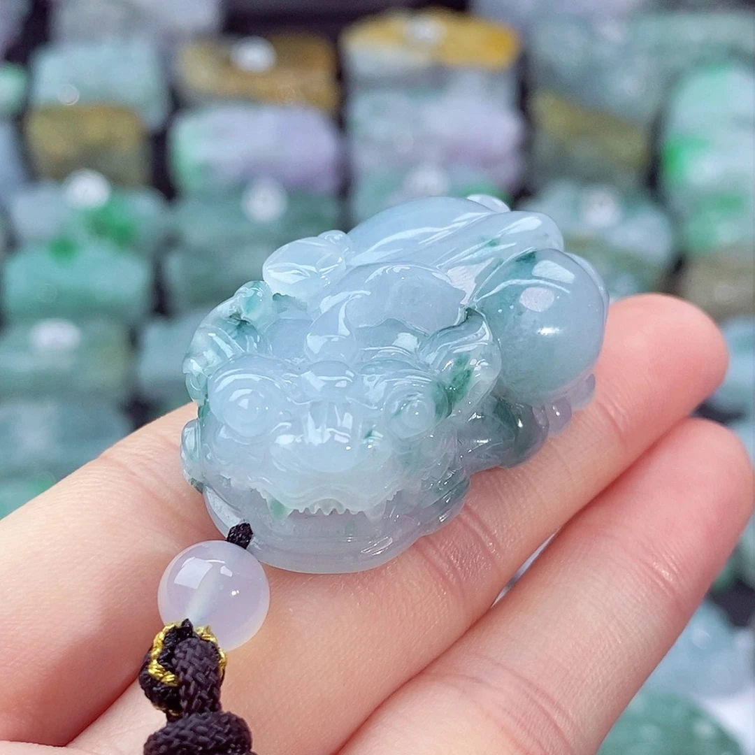 颈饰未镶嵌翡翠浅*?天然