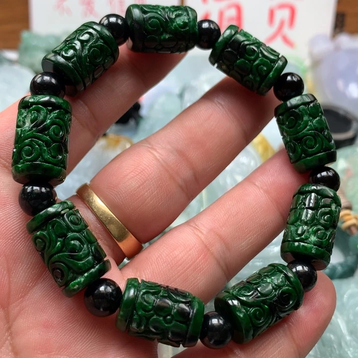 翡翠颈饰未镶嵌保真天然a货翡翠