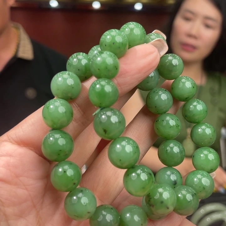 和田玉未镶嵌颈饰多样性发货，发其一