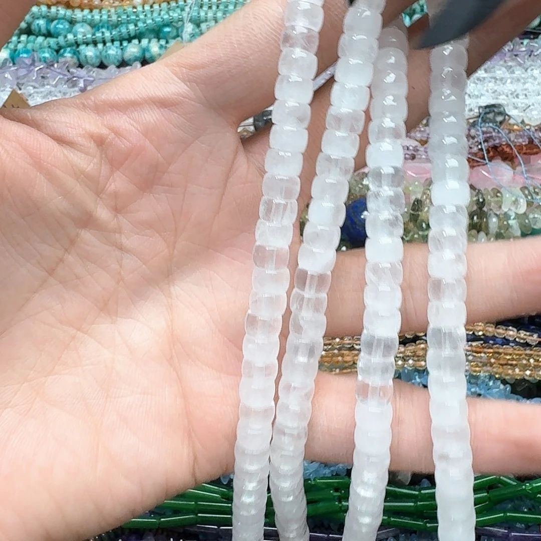 玛瑙/玉髓未镶嵌珠宝半成品一条7mm白水晶剁珠