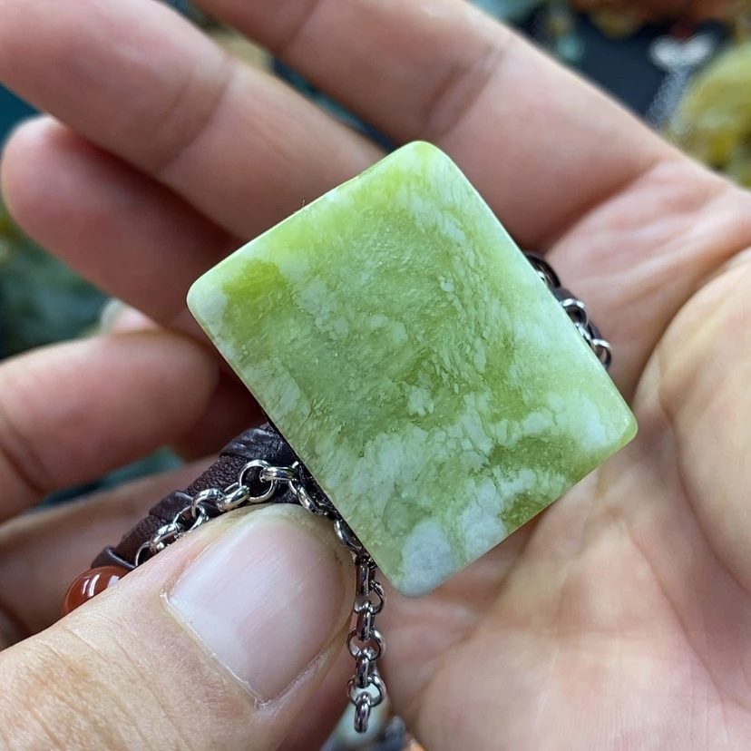 【闪购商品】未镶嵌岫玉手牌