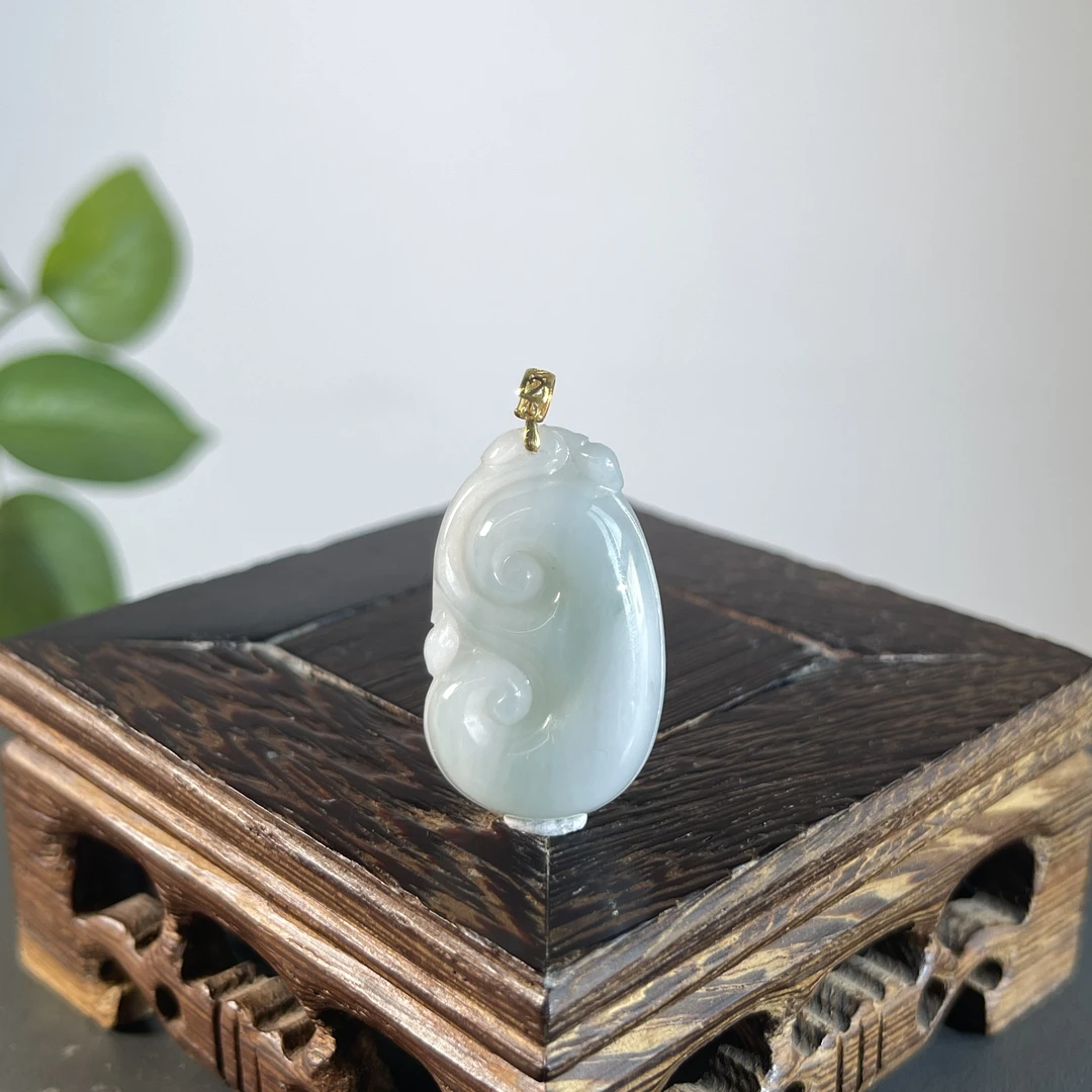 JTB03-018  天然缅甸A货翡翠  18k镶嵌如意