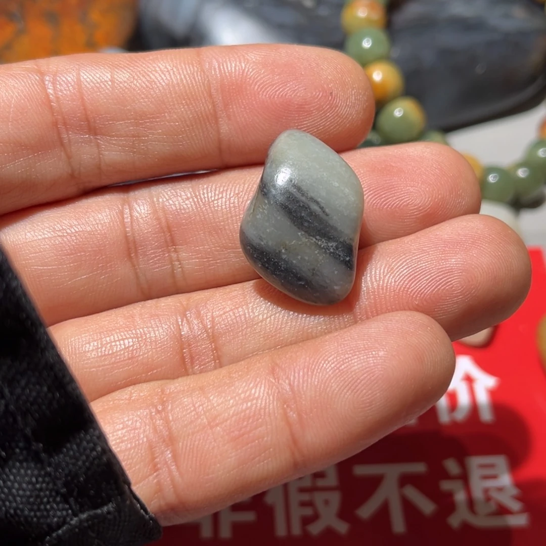 和田玉（子料）未镶嵌挂件