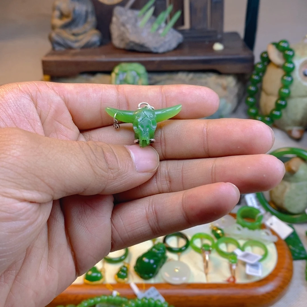 和田玉未镶嵌耳饰地**空