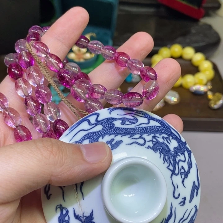 瓷片不哈哈哈哈哈哈给哥哥