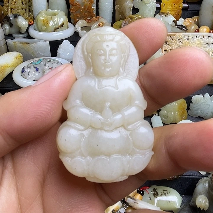 颈饰未镶嵌和田玉