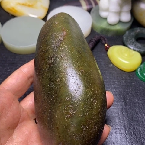 和田玉足铂镶嵌珠宝奇石