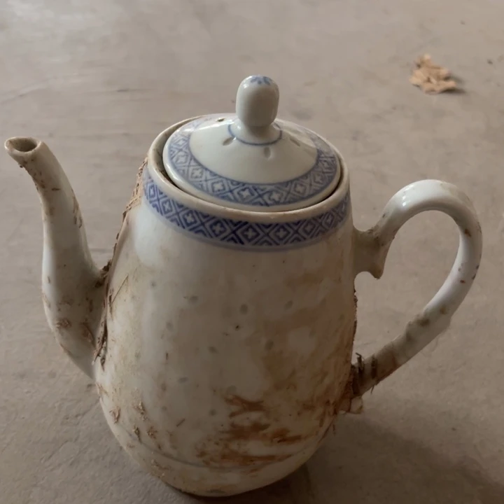 摆件怀旧瓷器，默认微瑕，介意勿拍