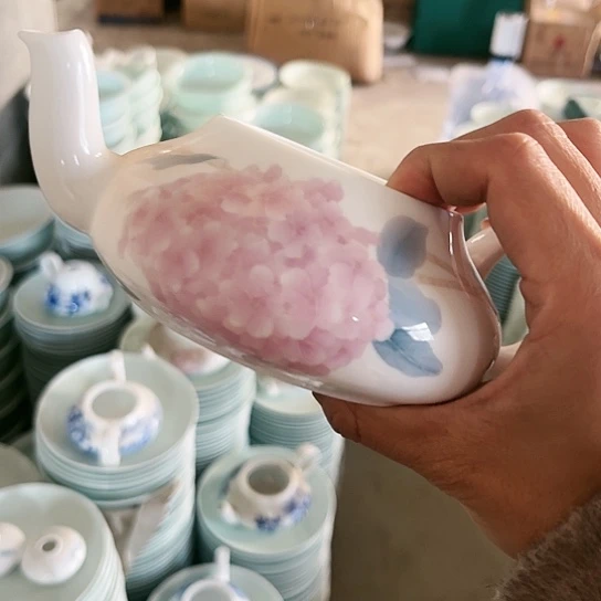 盘手绘壶一个陶瓷陶瓷陶瓷