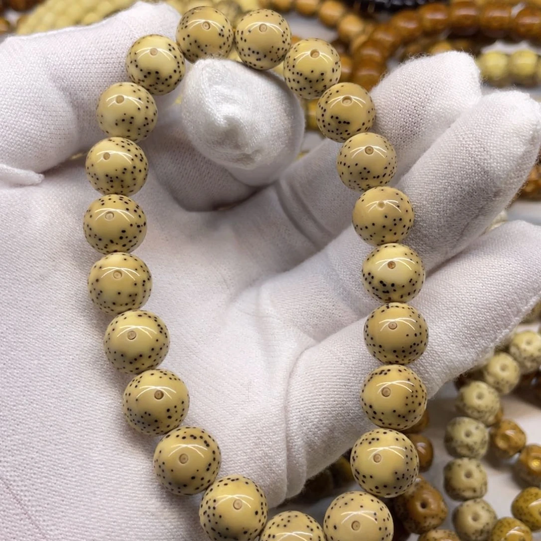 星月菩提吊坠11圆大眼睛