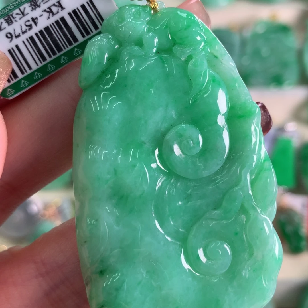 翡翠吊坠(不含链)18K金镶嵌