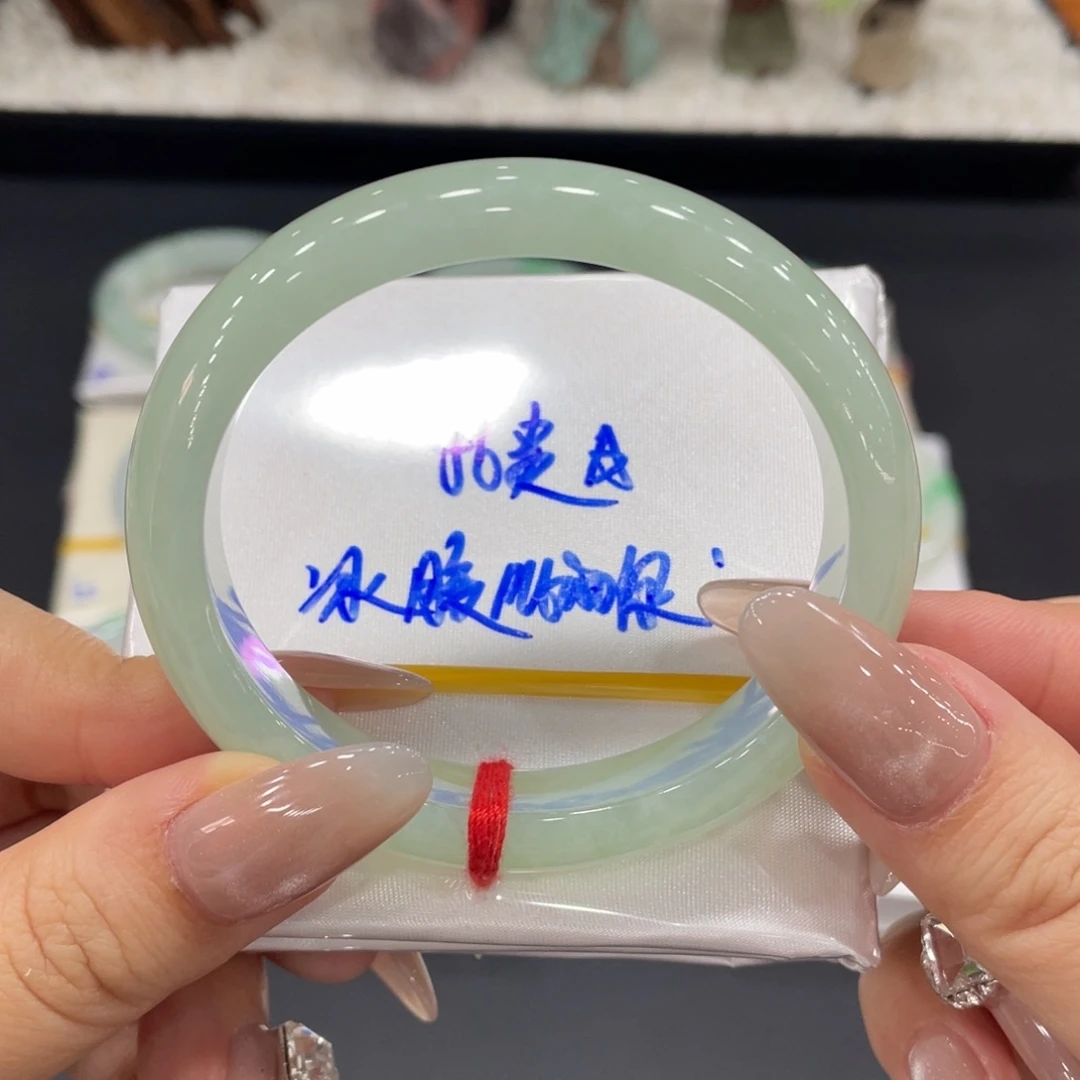未镶嵌手镯翡翠缅甸天然翡翠手镯