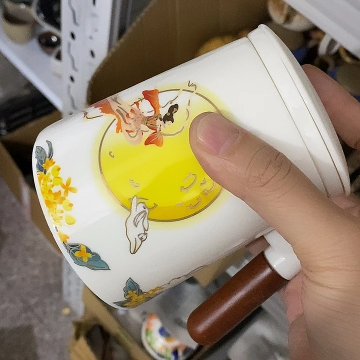 陶瓷艺术品及陶瓷制品