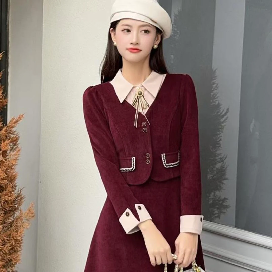 秋冬新款法式拼接长袖减龄气质显瘦连衣裙小香风收腰名媛