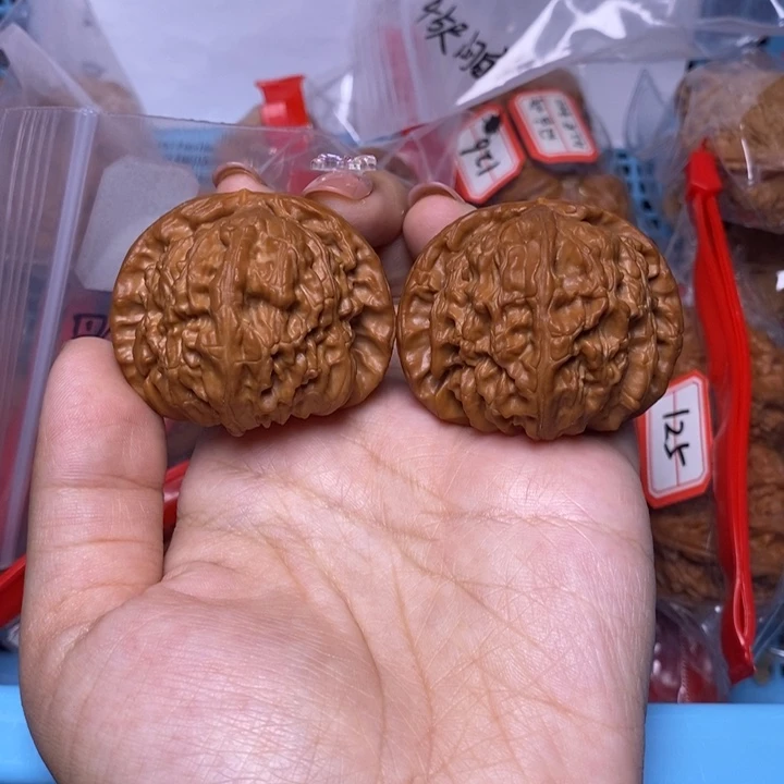 核桃把件45闷白修已打底229