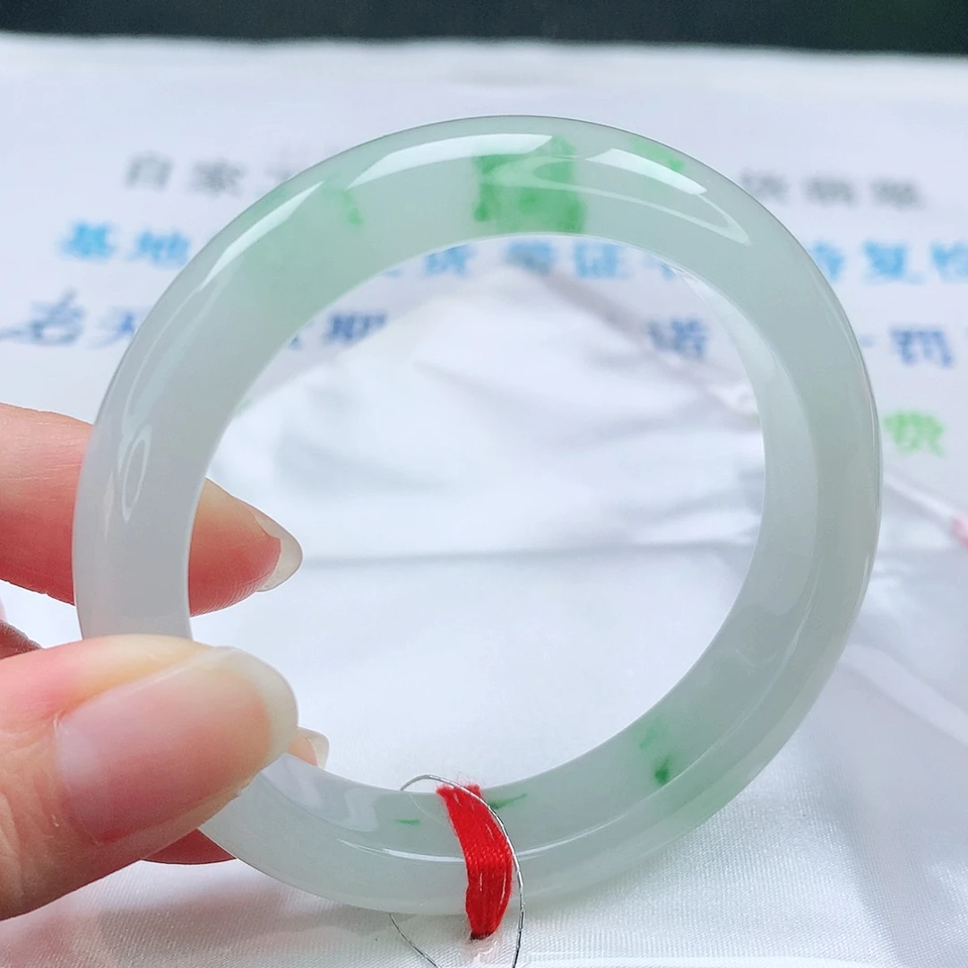 翡翠手镯未镶嵌53➕圈