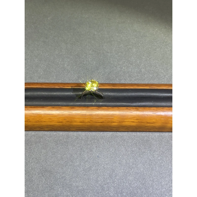 a6767白托光臂黄六爪戒指多样发