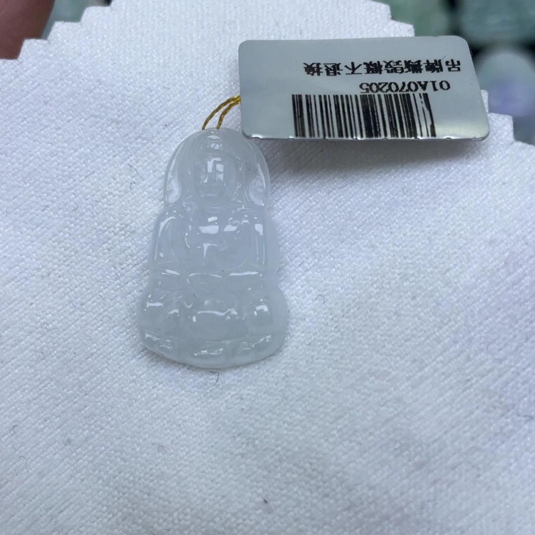 颈饰未镶嵌翡翠观音