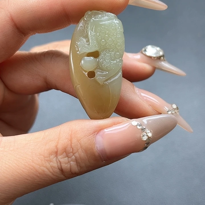 【闪购商品】颈饰未镶嵌和田玉