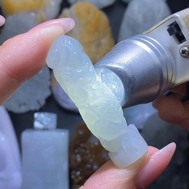定制翡翠未镶嵌翡翠
