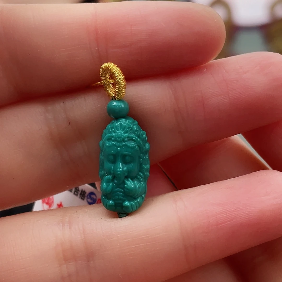 绿松石颈饰未镶嵌